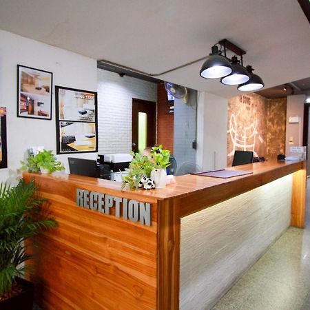 פאטאיה 18 Coins Budget Hotel מראה חיצוני תמונה