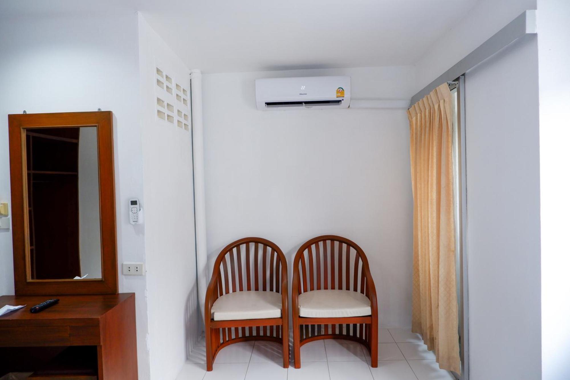 פאטאיה 18 Coins Budget Hotel חדר תמונה