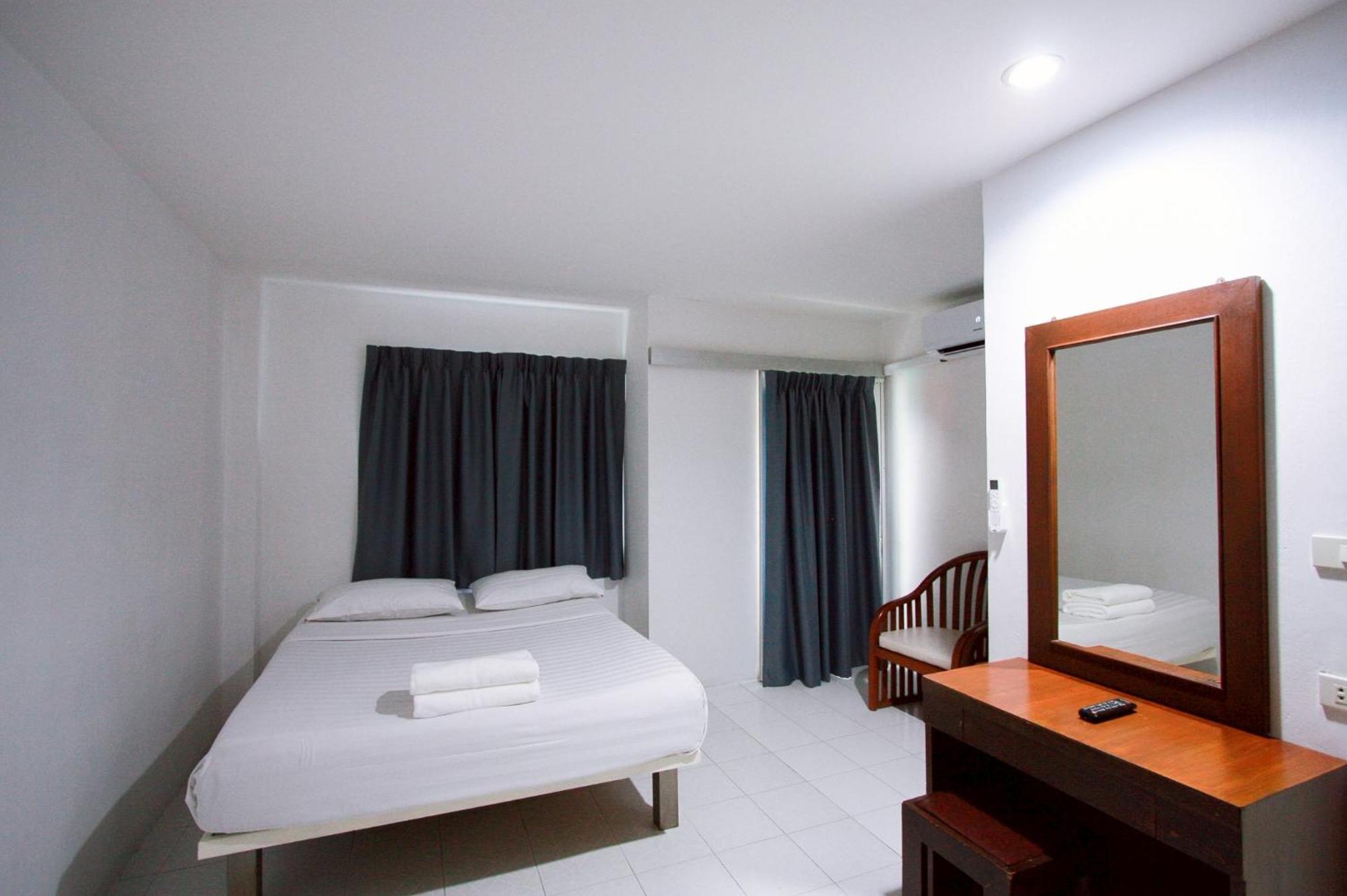 פאטאיה 18 Coins Budget Hotel חדר תמונה