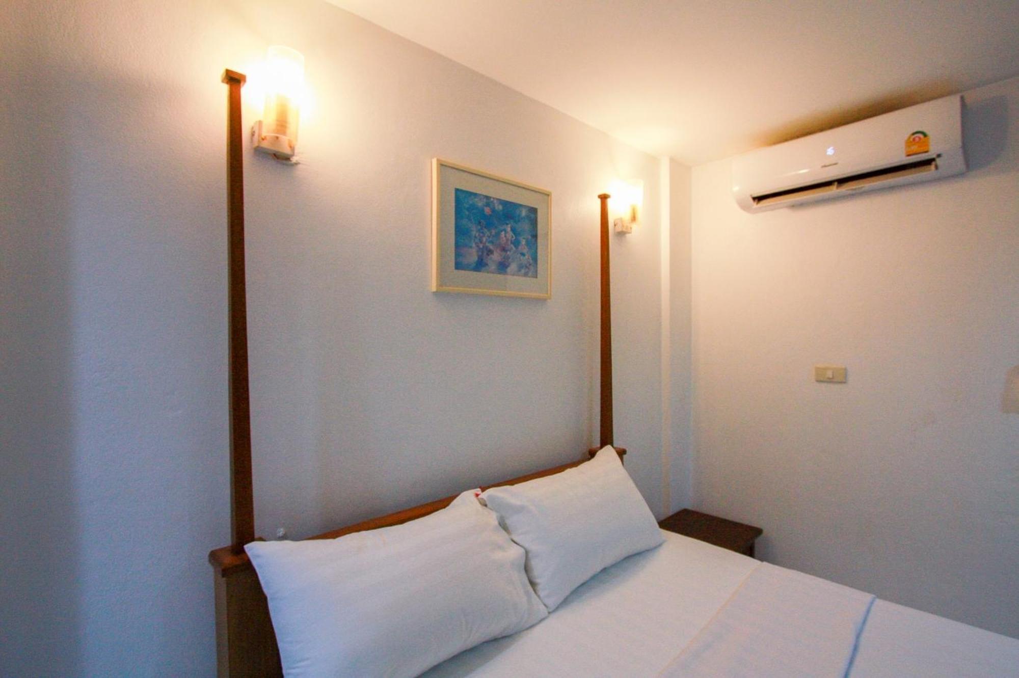 פאטאיה 18 Coins Budget Hotel חדר תמונה