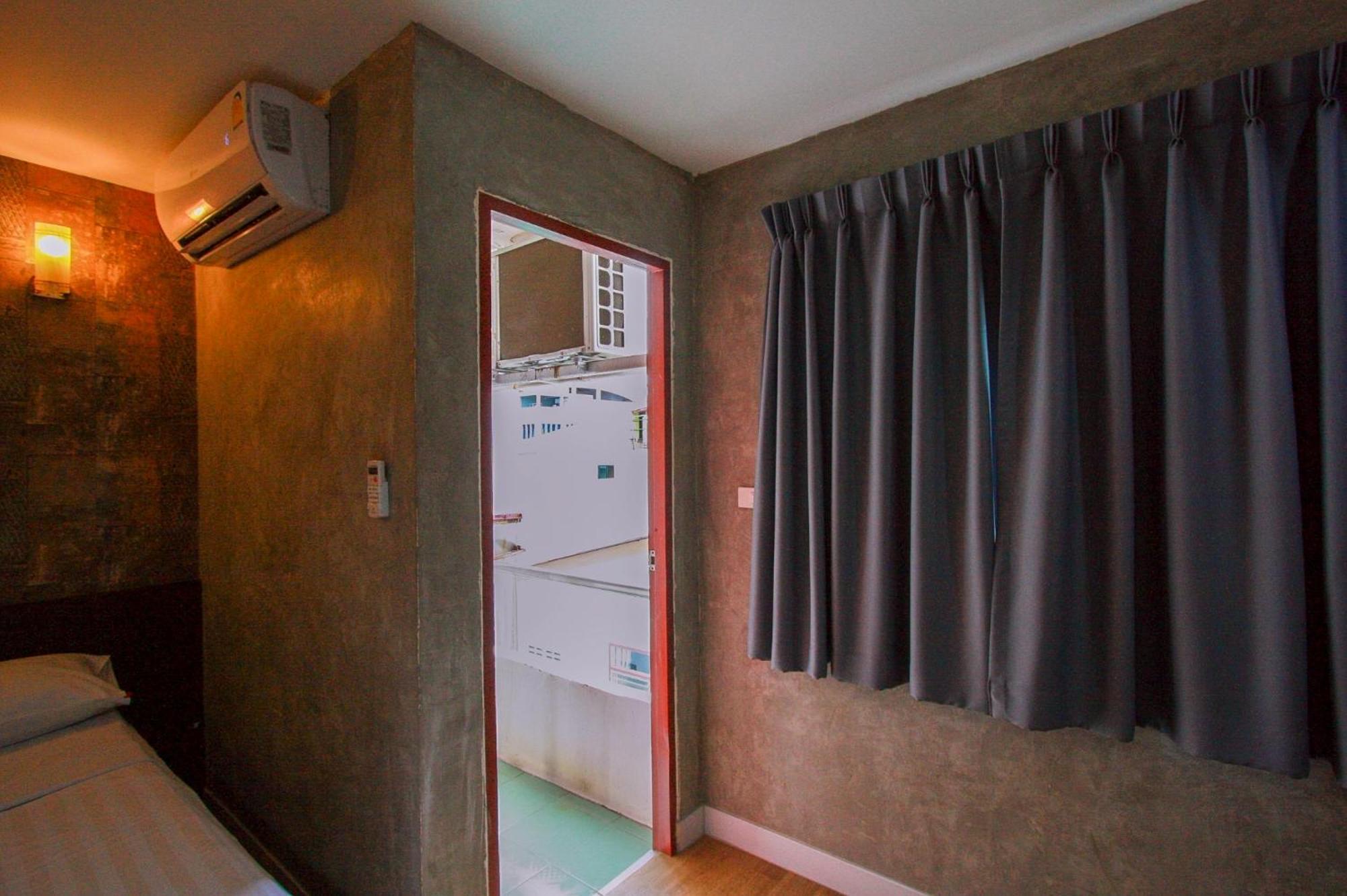 פאטאיה 18 Coins Budget Hotel חדר תמונה